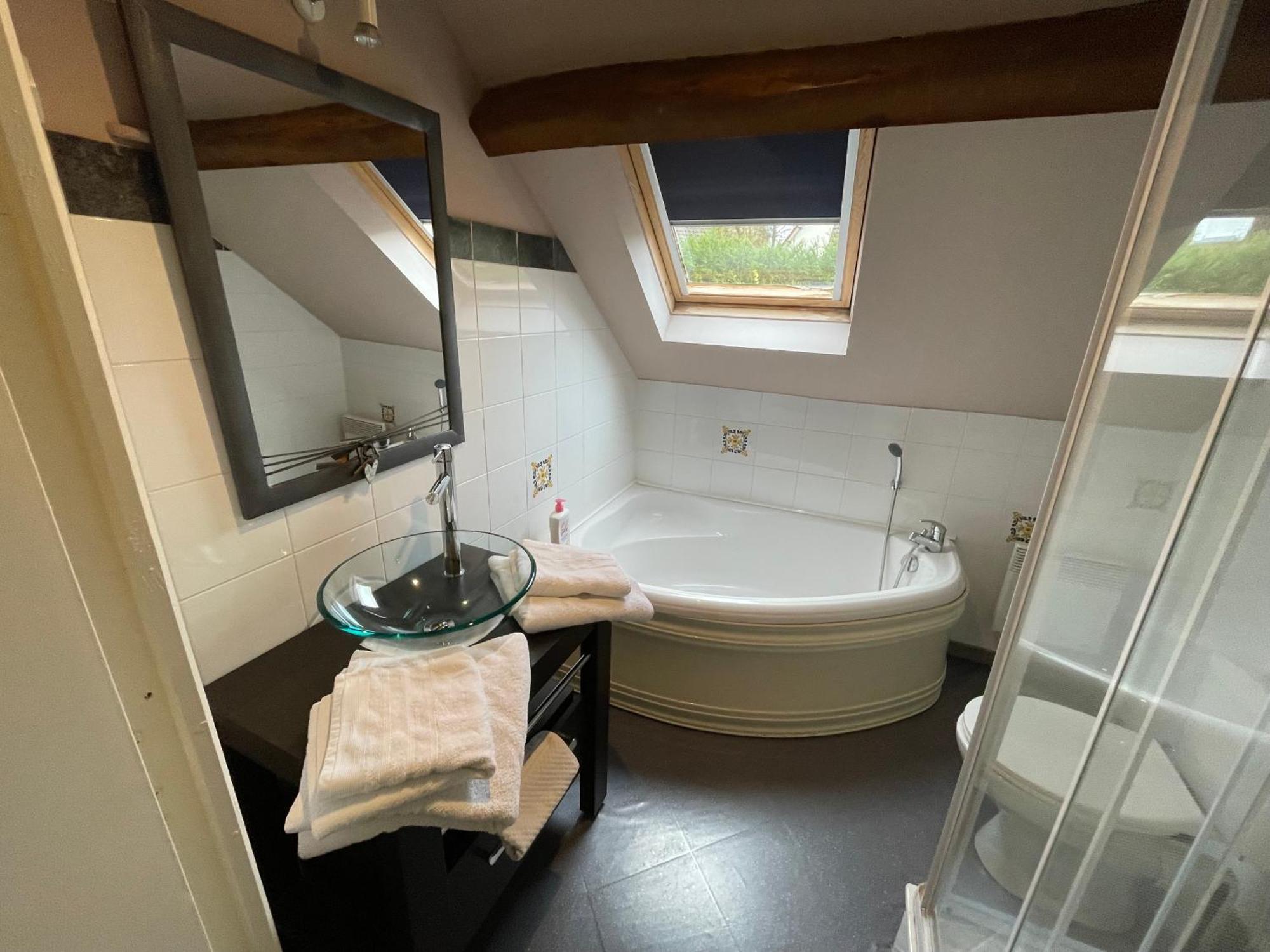 Le Clos Hucqueliers Buitenkant foto