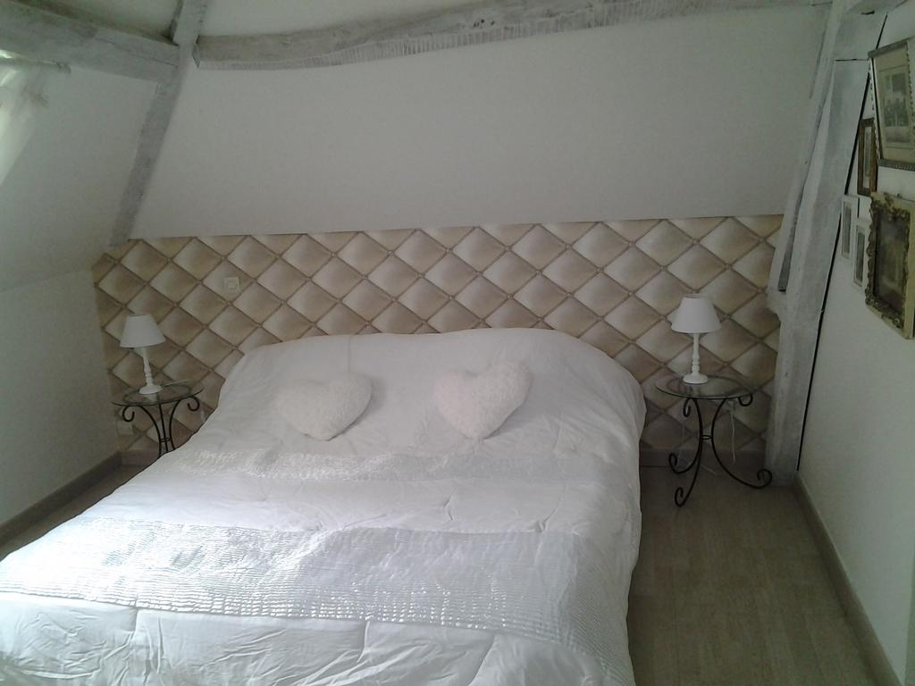 Le Clos Hucqueliers Buitenkant foto