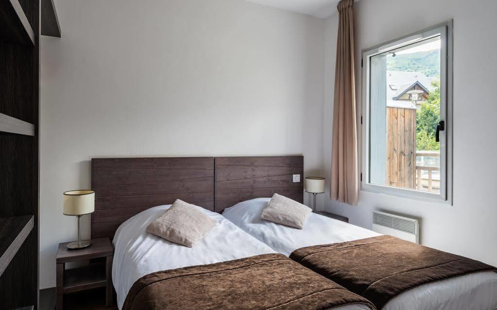 Le Clos Hucqueliers Buitenkant foto