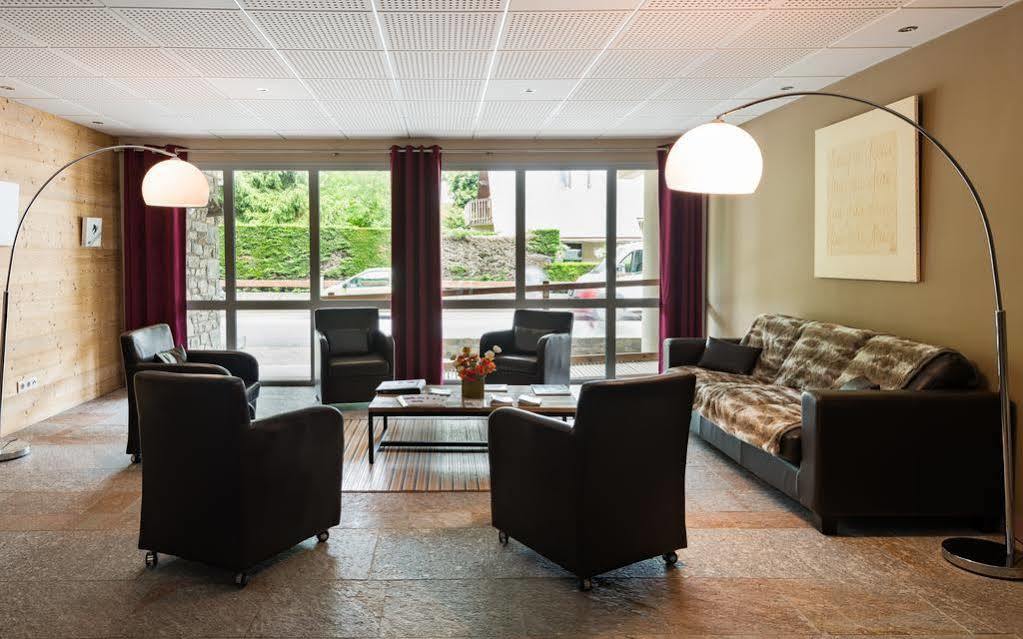 Le Clos Hucqueliers Buitenkant foto