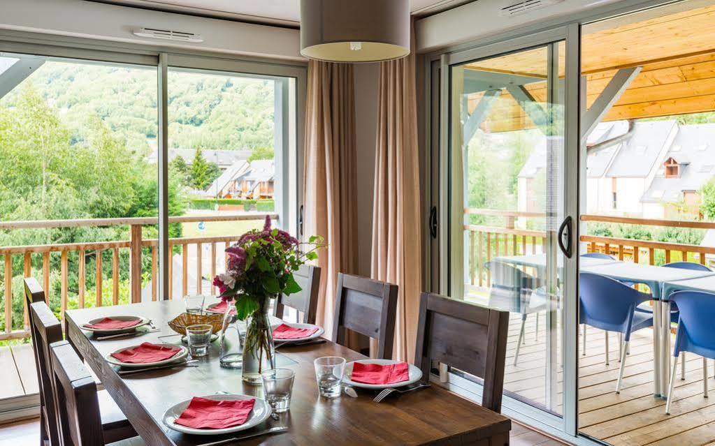 Le Clos Hucqueliers Buitenkant foto